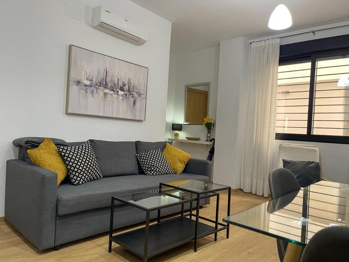 Quiet Apartment In The Heart Of Malaga Pool & Free Parking Εξωτερικό φωτογραφία