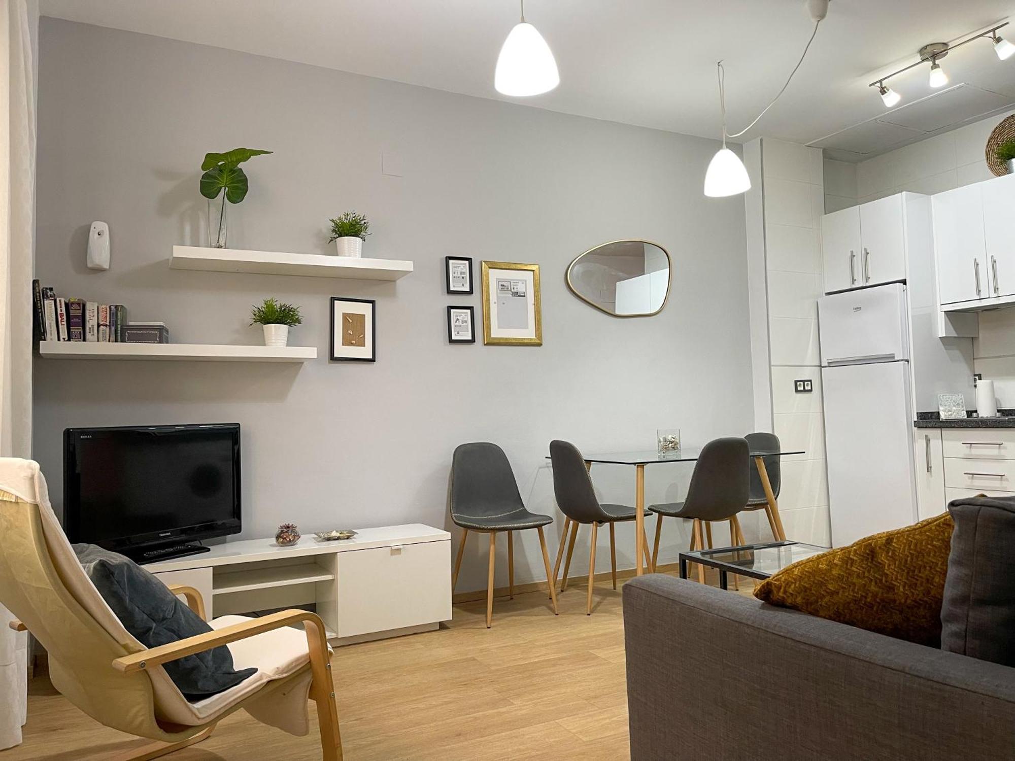 Quiet Apartment In The Heart Of Malaga Pool & Free Parking Εξωτερικό φωτογραφία